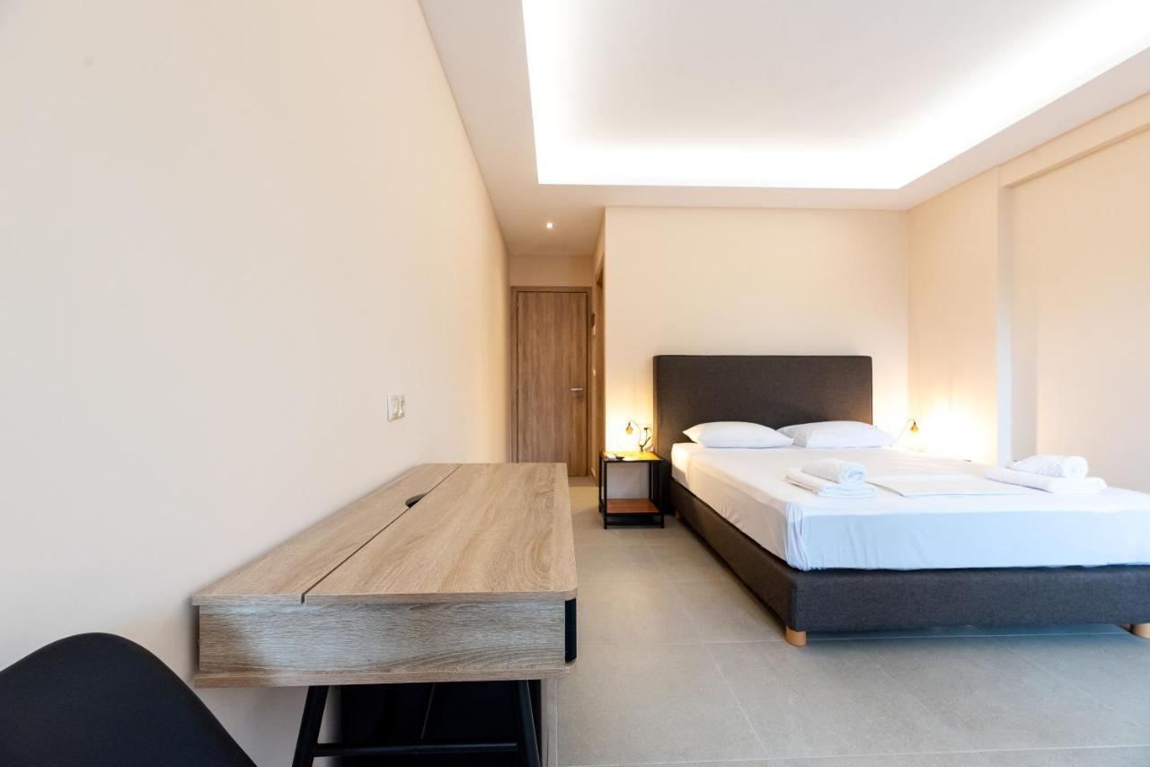 Mini Suites Near Athen'S Airport Free Shuttle From And To Athen'S Airport Spáta Dış mekan fotoğraf