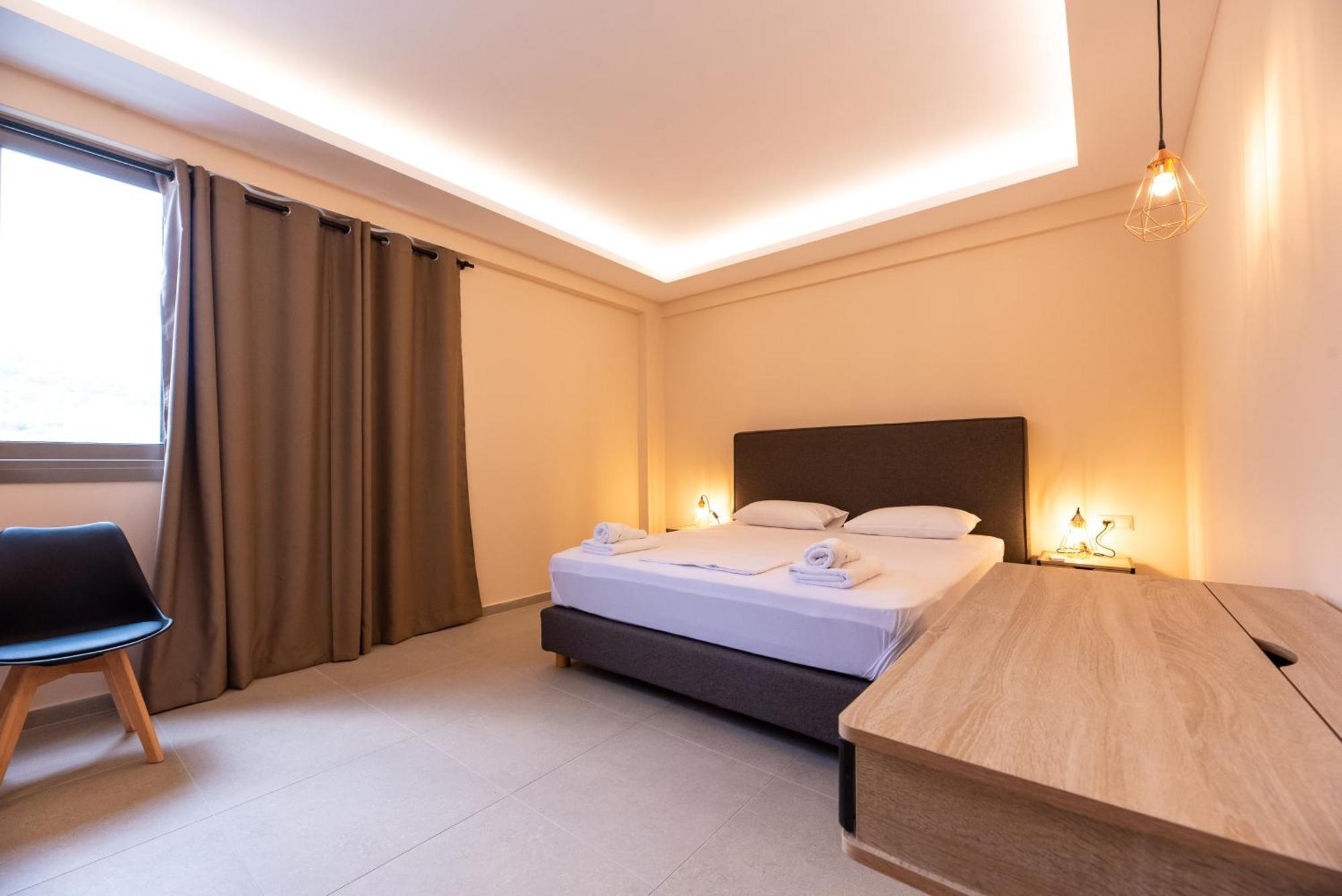 Mini Suites Near Athen'S Airport Free Shuttle From And To Athen'S Airport Spáta Dış mekan fotoğraf